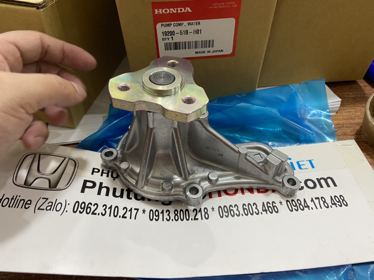 Bơm nước làm mát động cơ xe Honda HRV